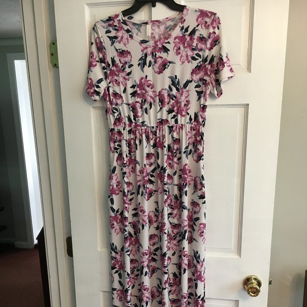 Floral maxi summer dress - NWT